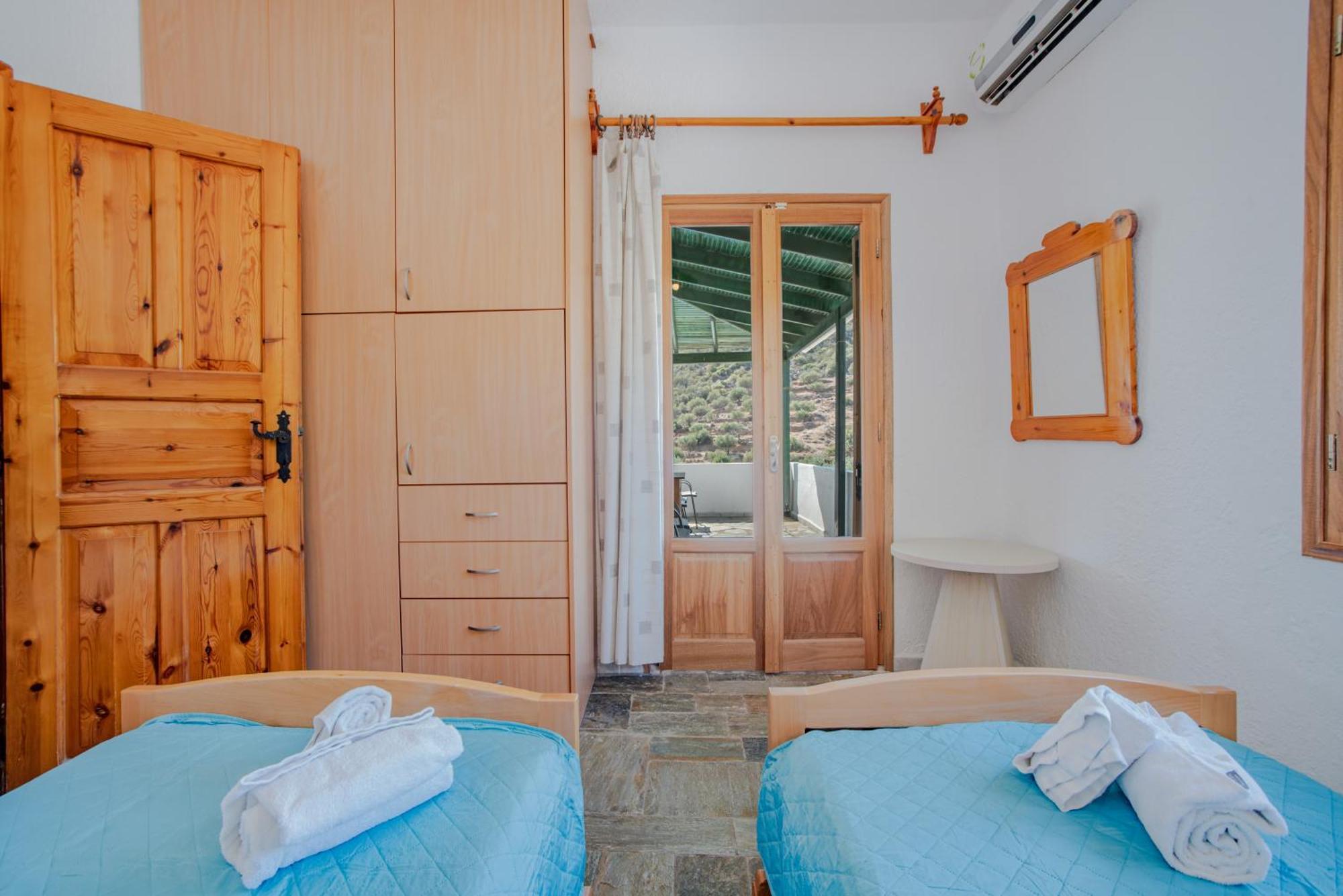 Athina Villas Istron エクステリア 写真