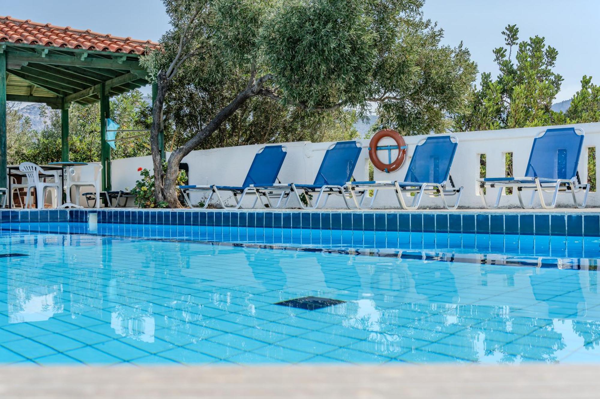 Athina Villas Istron エクステリア 写真