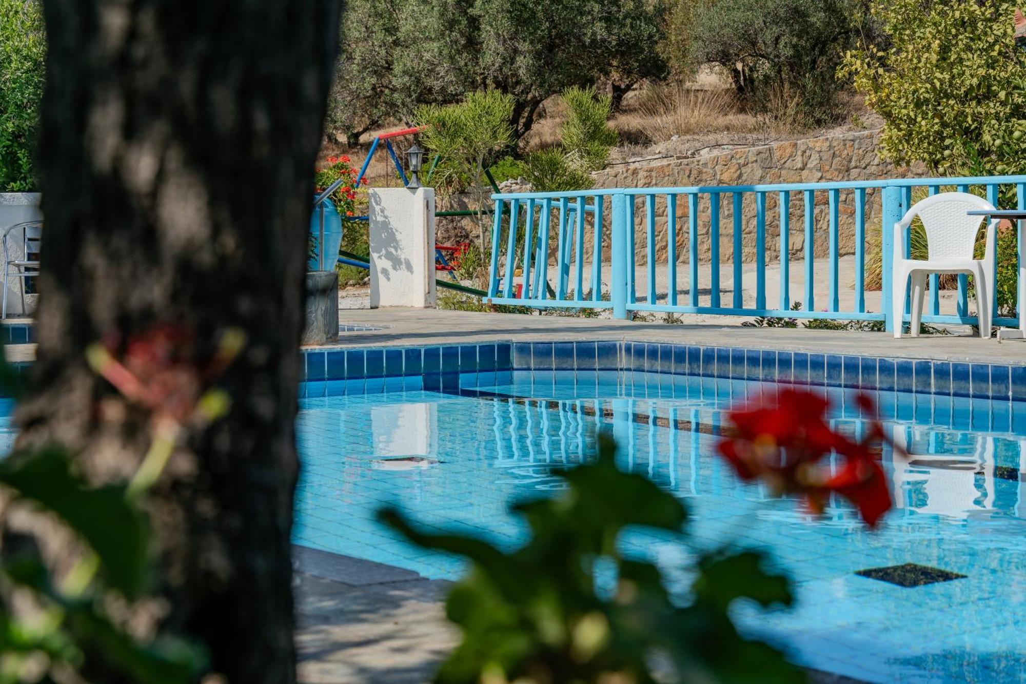 Athina Villas Istron エクステリア 写真
