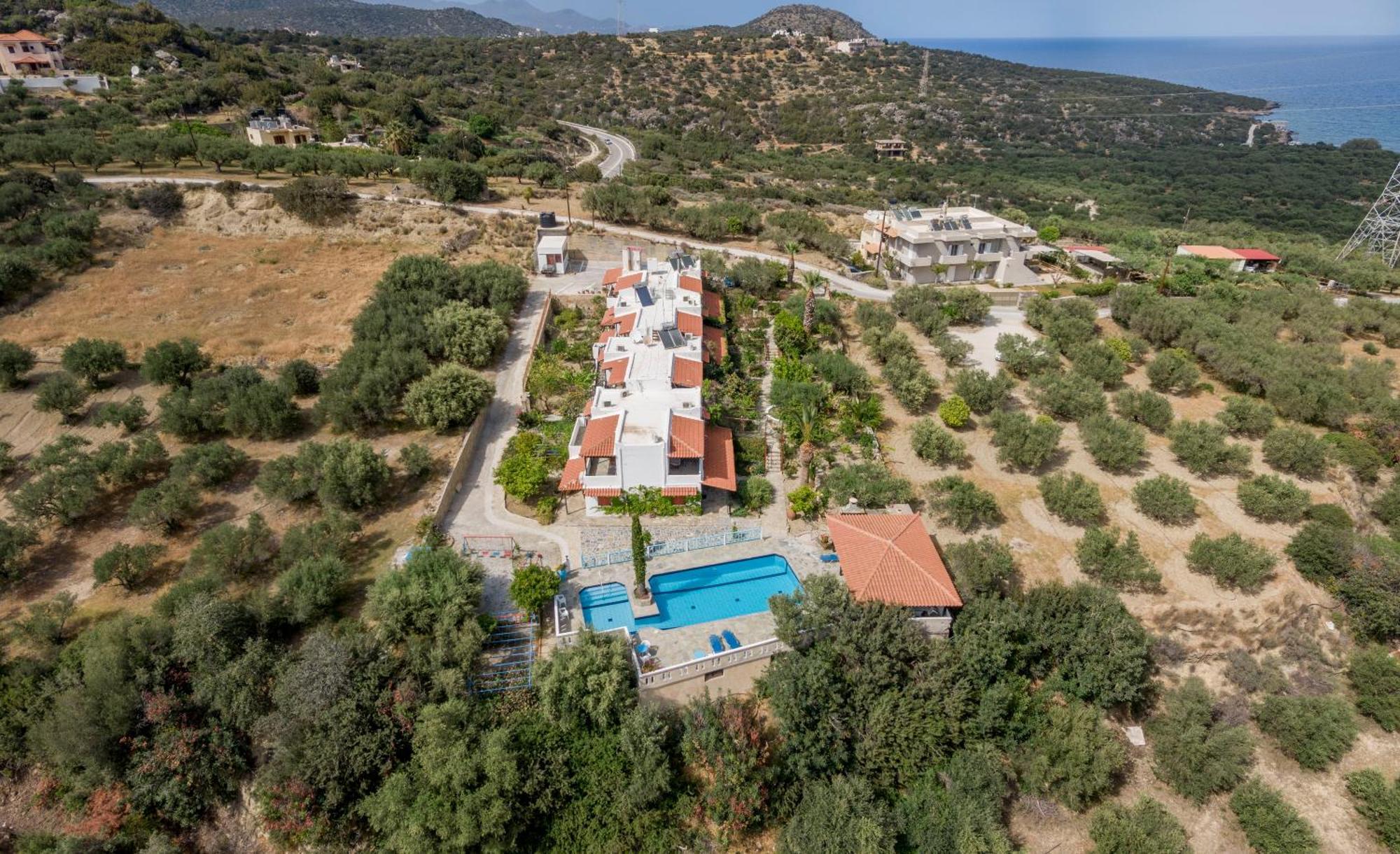 Athina Villas Istron エクステリア 写真